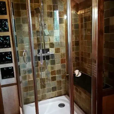 Le Moulin D' Eree, Insolite De Charme